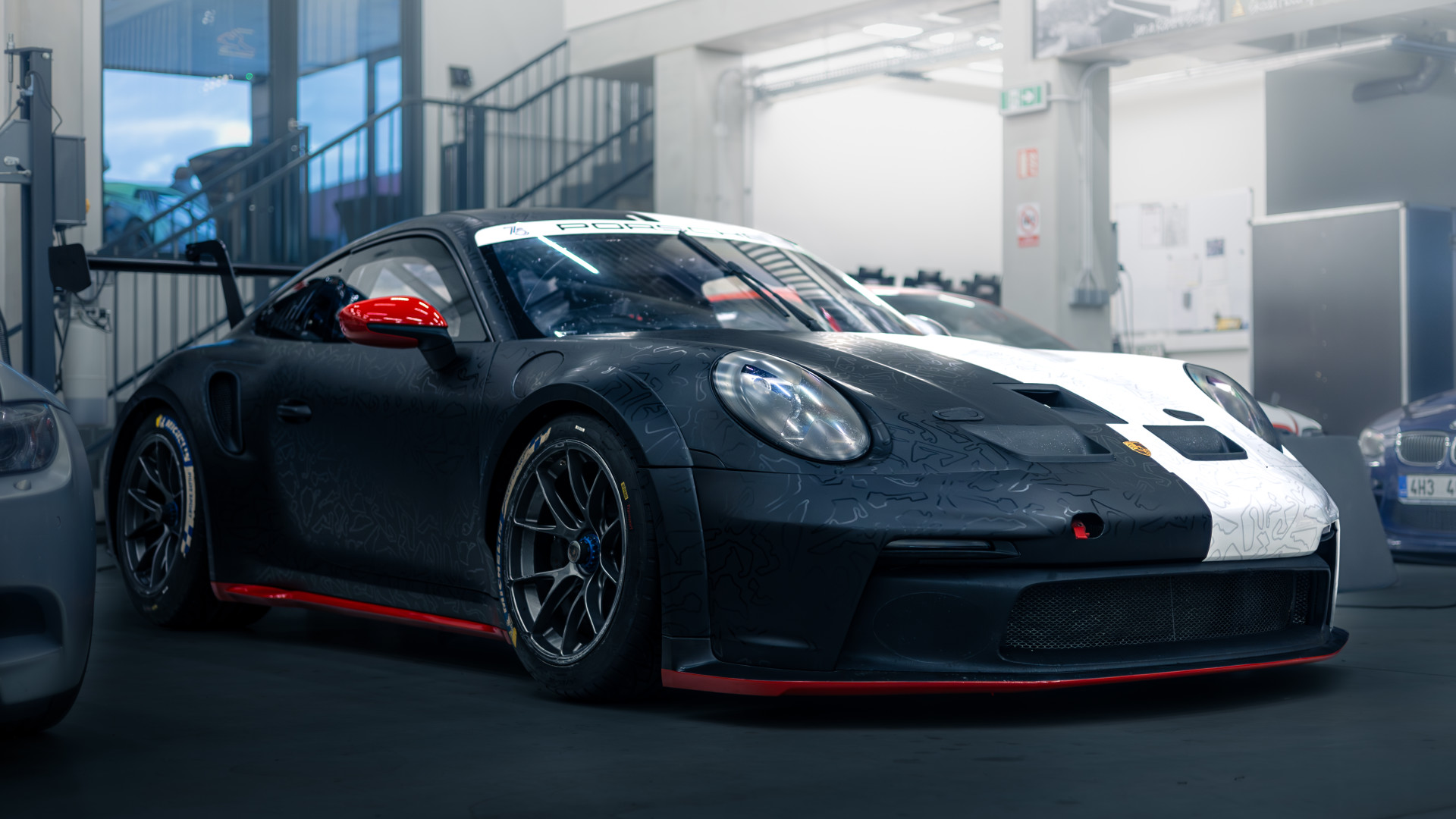 Porche 911 GT3 - RACING CIRCUITS CUSTOM DESIGN - WrapStyle