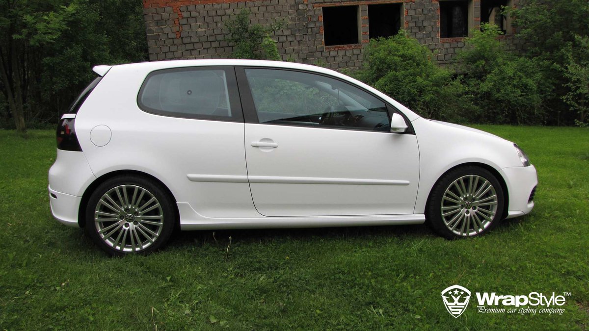 Volkswagen Golf - White Matt wrap - cover
