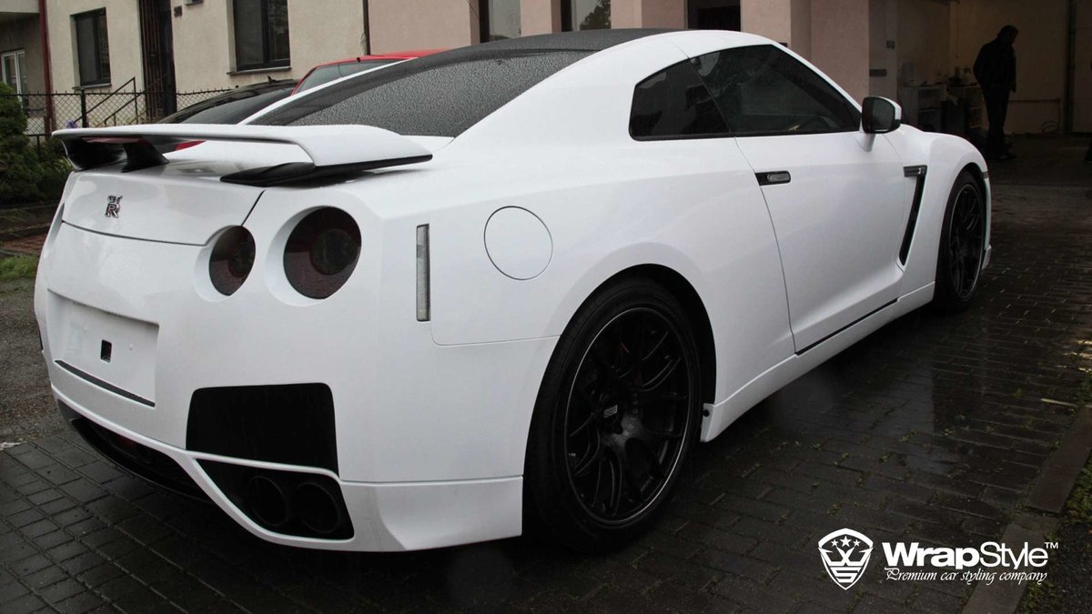 Nissan GTR - White Matt wrap - cover
