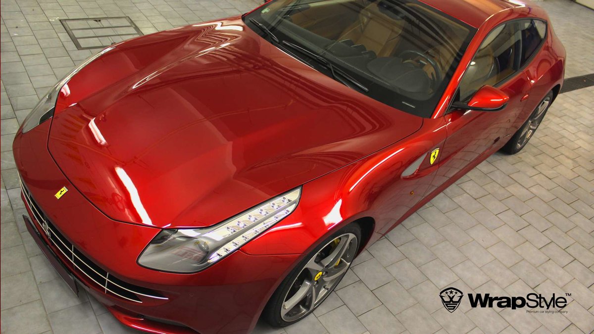 Ferrari FF - Red Gloss wrap - cover