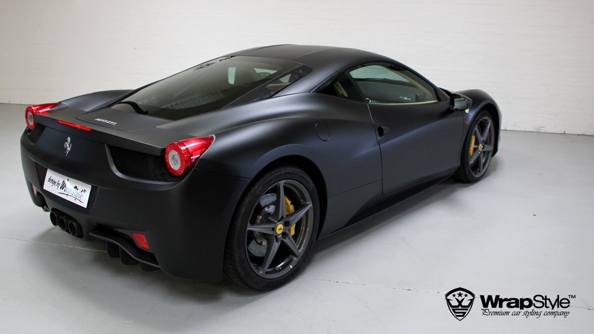 Ferrari 458 black matt - cover