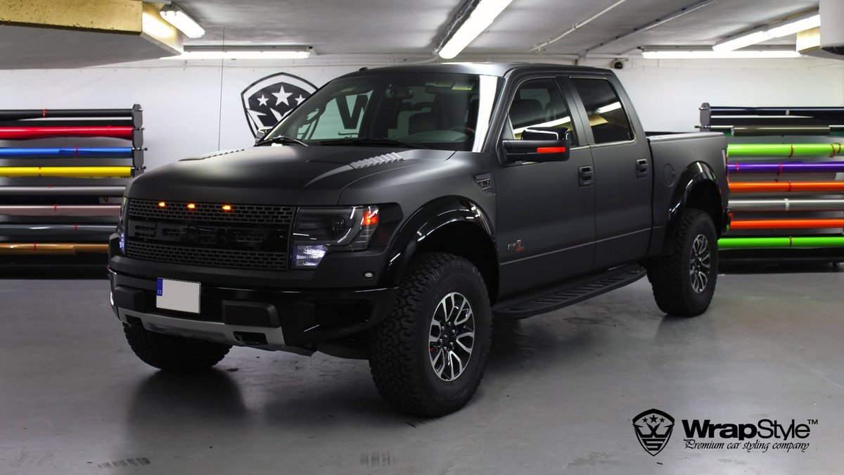 Ford Raptor - Black Matt wrap - cover