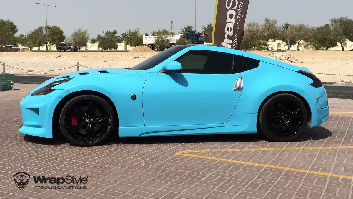 Nissan 370z - Sky Blue Gloss wrap - cover