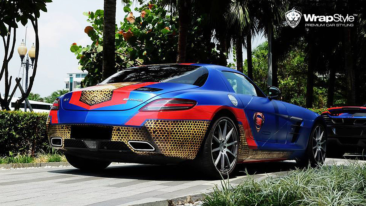 Mercedes SLS AMG - Superman design - cover