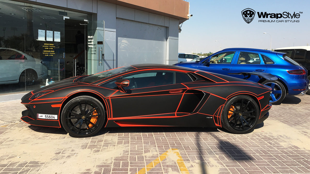Lamborghini Aventador - Black Matt Tron wrap - cover