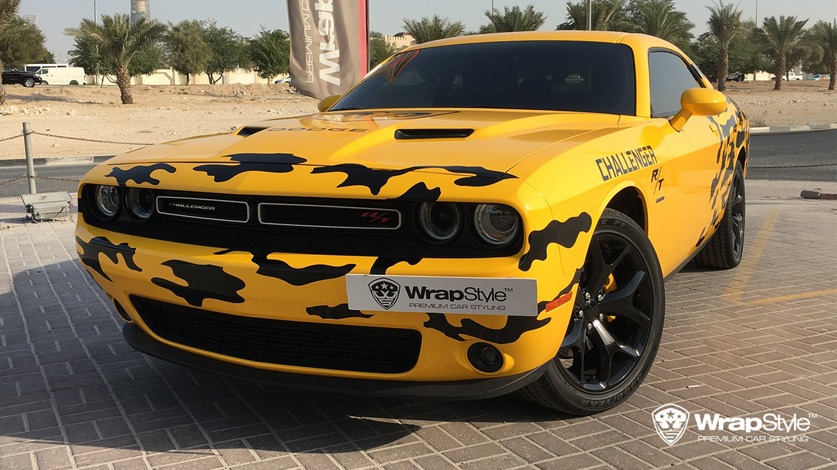 Dodge Challenger -  Yellow Camo design - cover