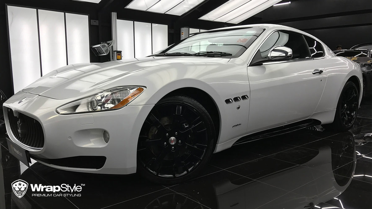 Maserati GranTurismo - White Gloss wrap - cover