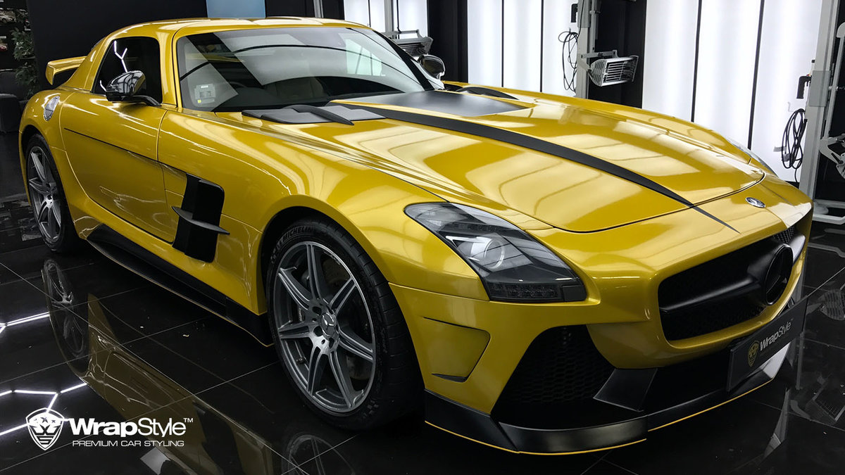 Mercedes Benz SLS - Hornet Metallic Gloss wrap - cover