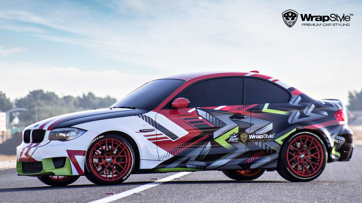 BMW M2 - Madness Vinyl design - cover