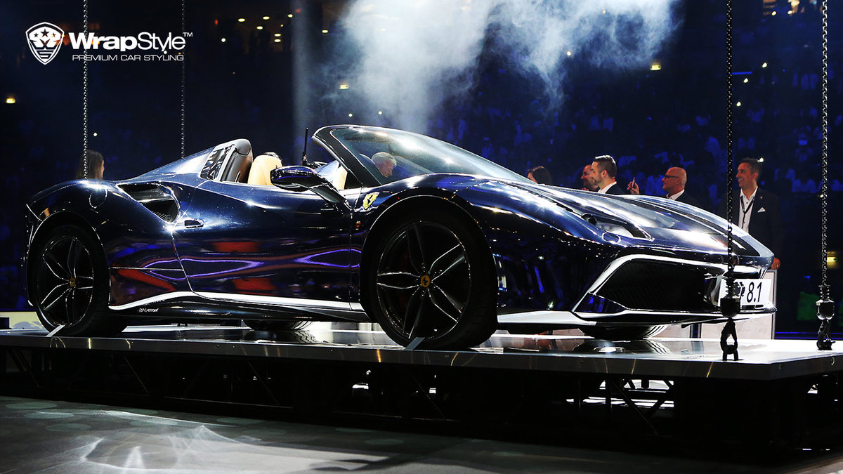 Ferrari 488 Spyder - Silver Chrome wrap - cover