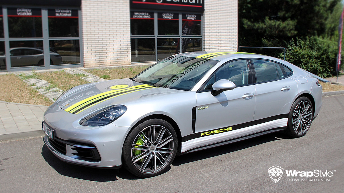 Porsche Panamera - Stripe design - cover