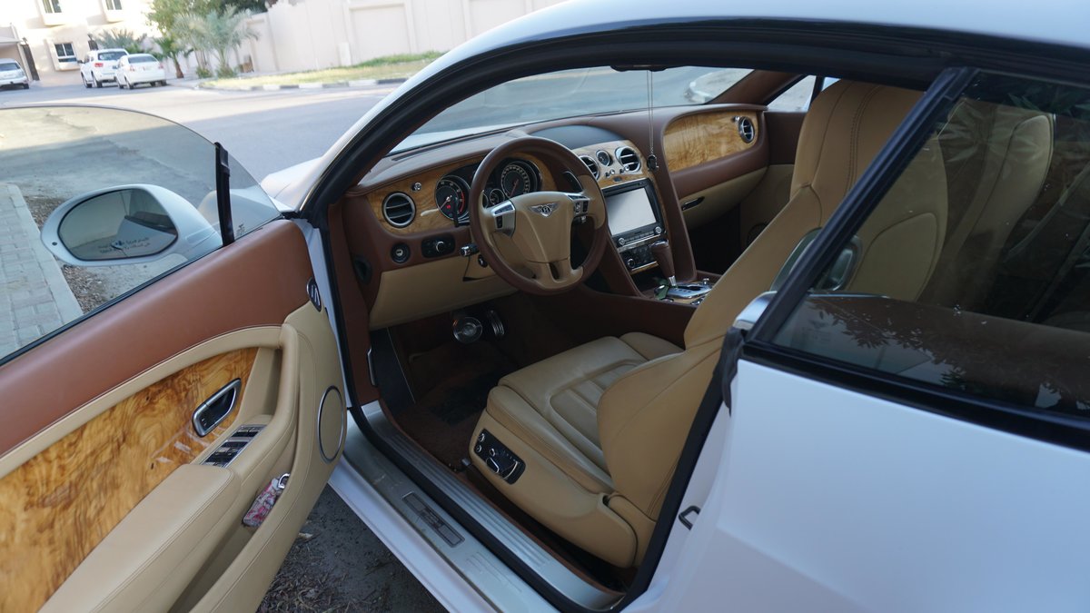 Bentley Continental  - White Matt wrap - img 3