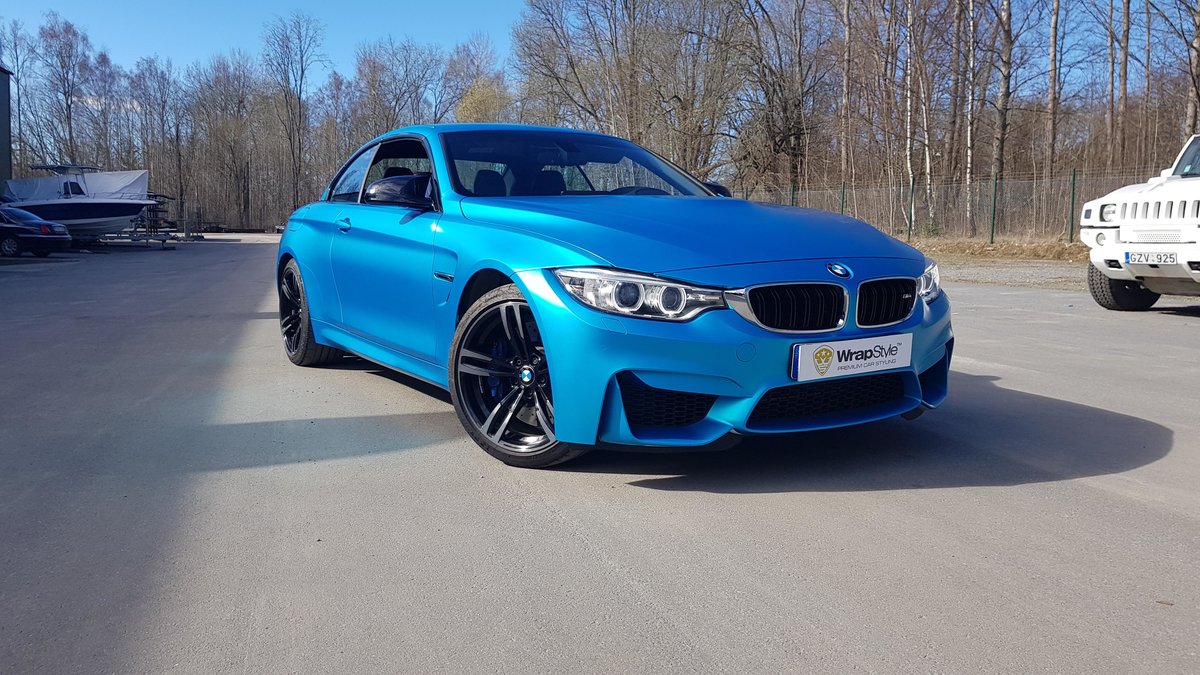 BMW M4 Convertible - Ocean Shimmer Satin wrap - img 3
