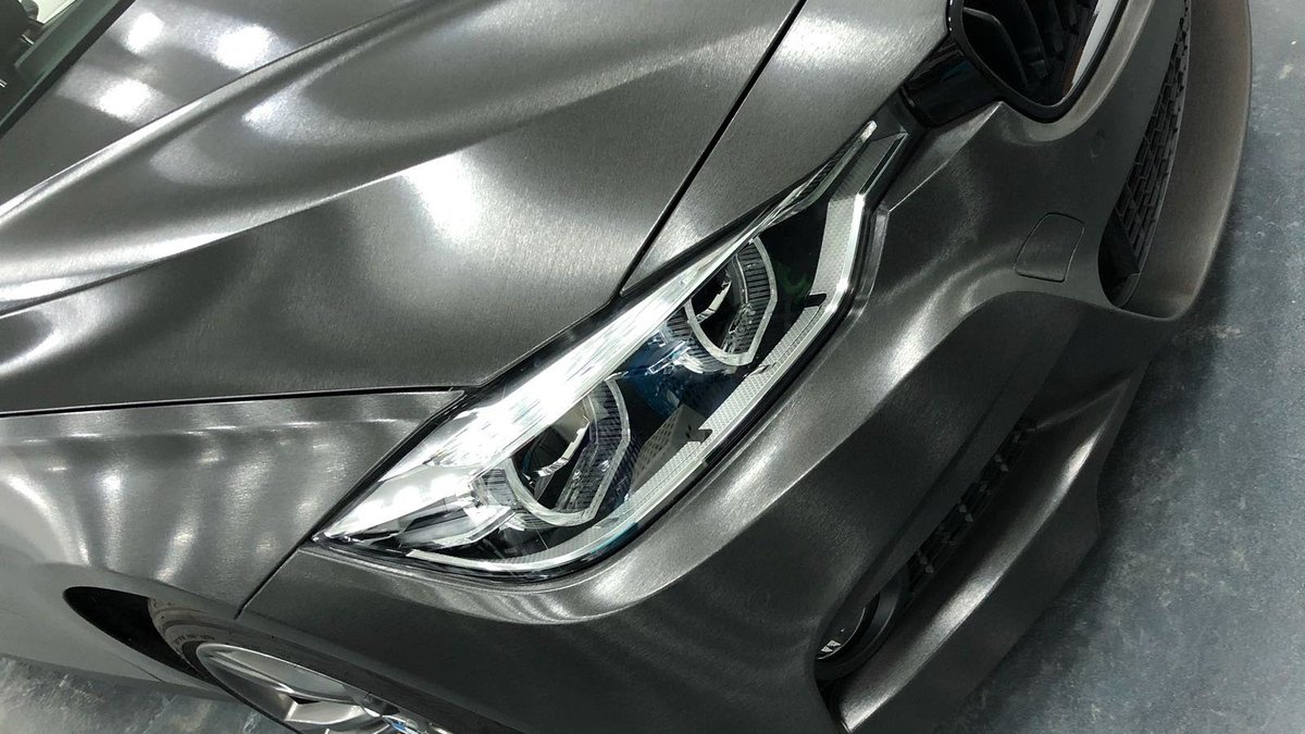 BMW 340 - Brushed Black wrap - img 3