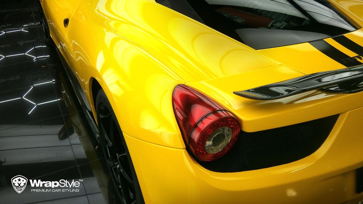 Ferrari 458 - Dark Yellow Gloss wrap - img 4