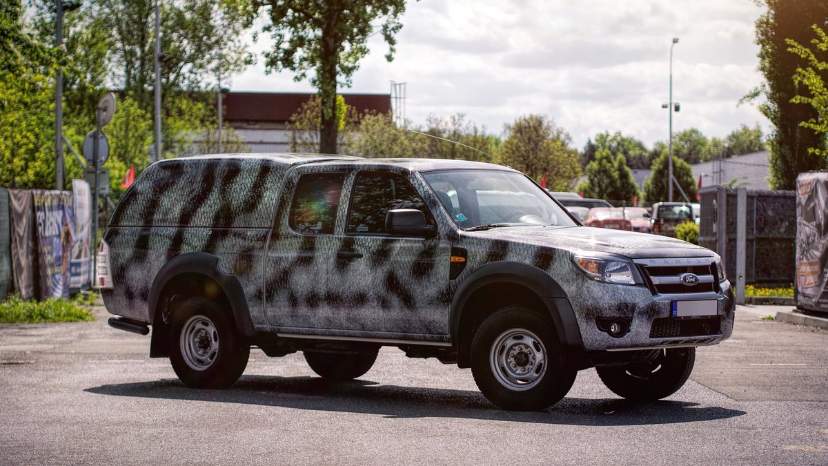 Ford Ranger - Fish design - cover
