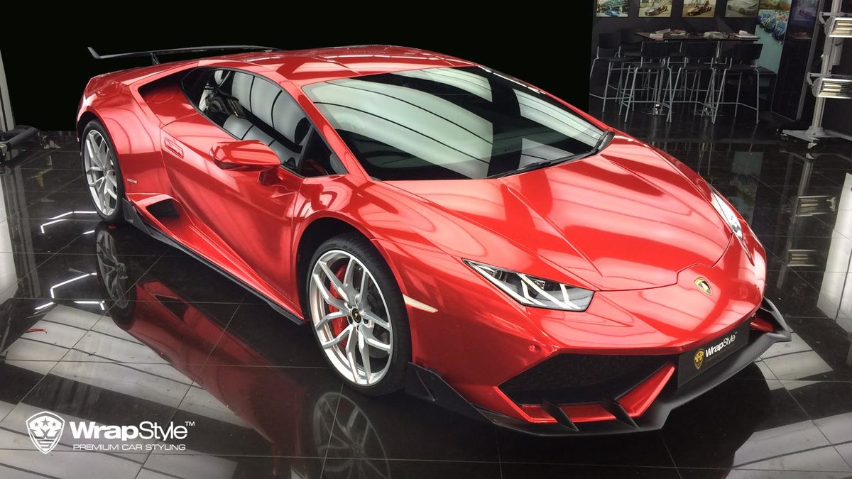Lamborghini Huracan - Chrome Red wrap - img 3