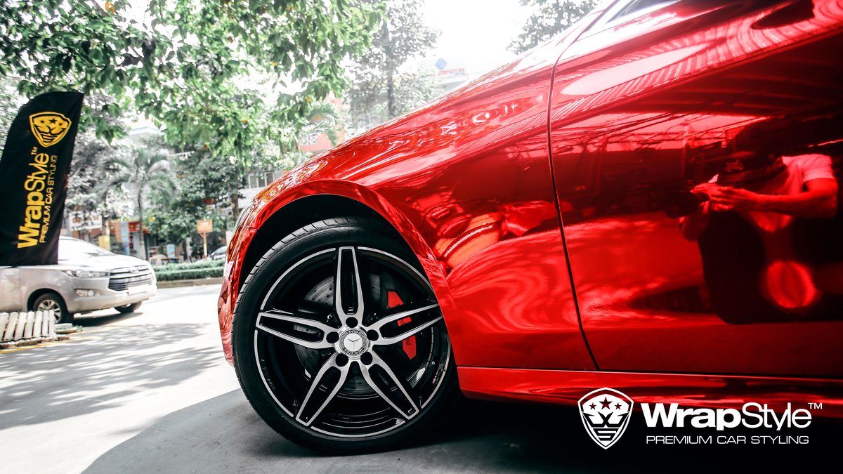 Mercedes E300 - Red Chrome wrap - img 2