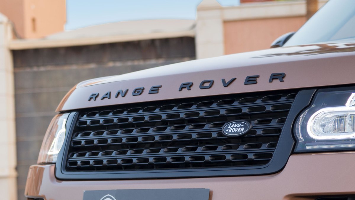 Range Rover Sport HSE - Gold wrap - img 1
