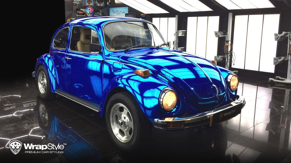 Volkswagen Beetle - Blue Chrome wrap - img 1