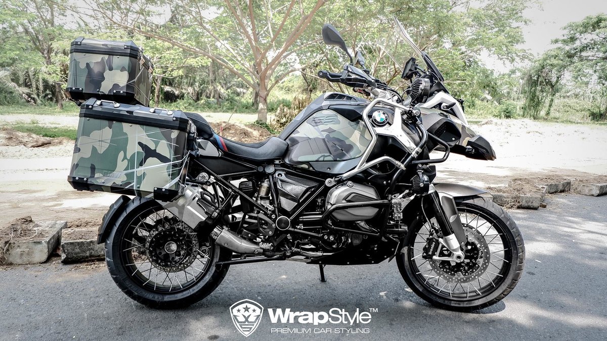 BMW GS Adventure - Camo design - cover