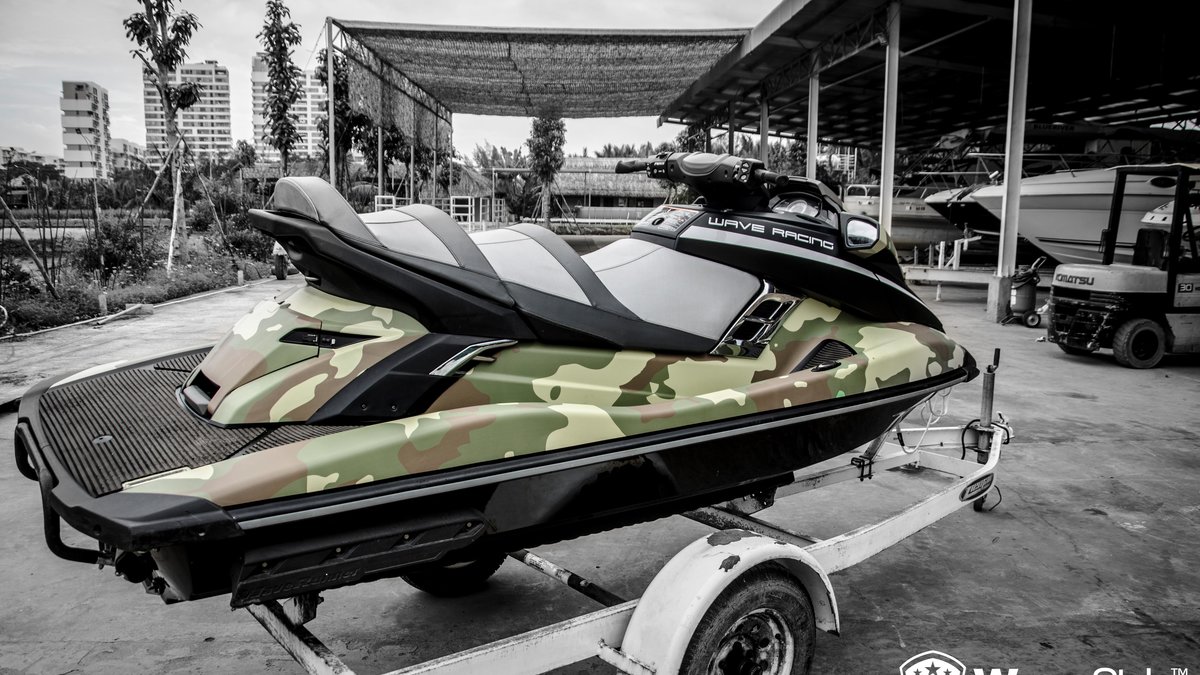 Yamaha WaveRunner Jet Ski - Camo design - img 2