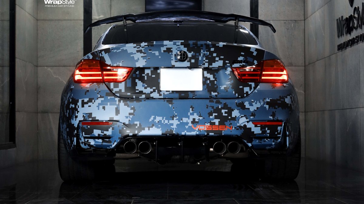 BMW M4 - Digital Camo Wrap - img 1