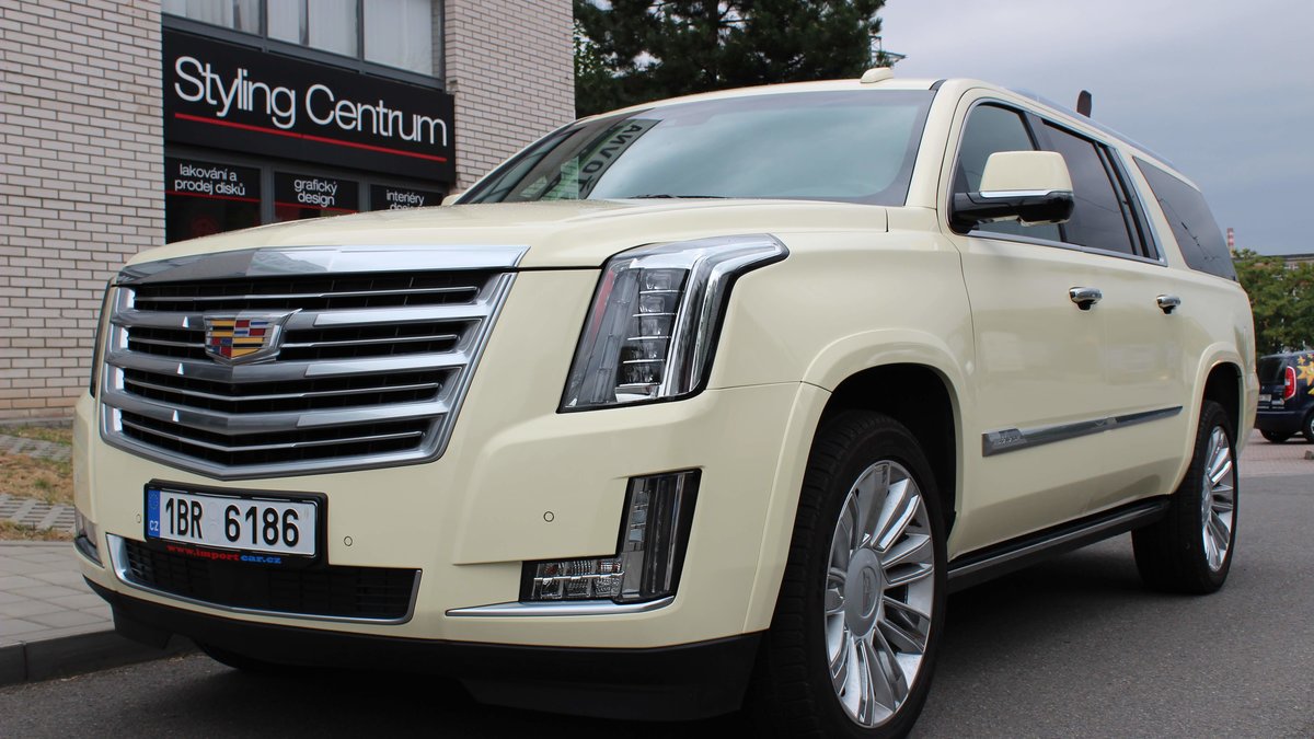Cadillac Escalade - Ivory wrap - img 2