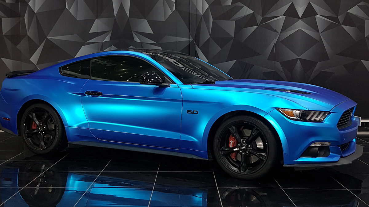 Ford Mustang - Blue Iridescent wrap - cover