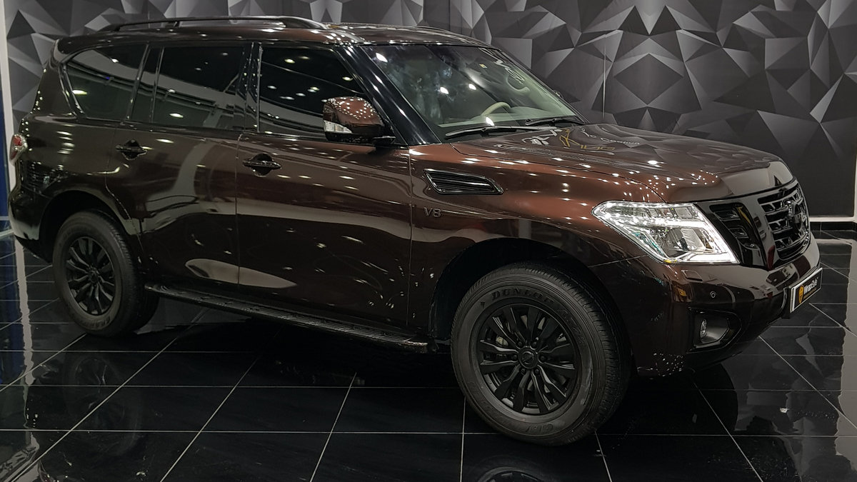 Nissan V8 - Brown wrap - cover
