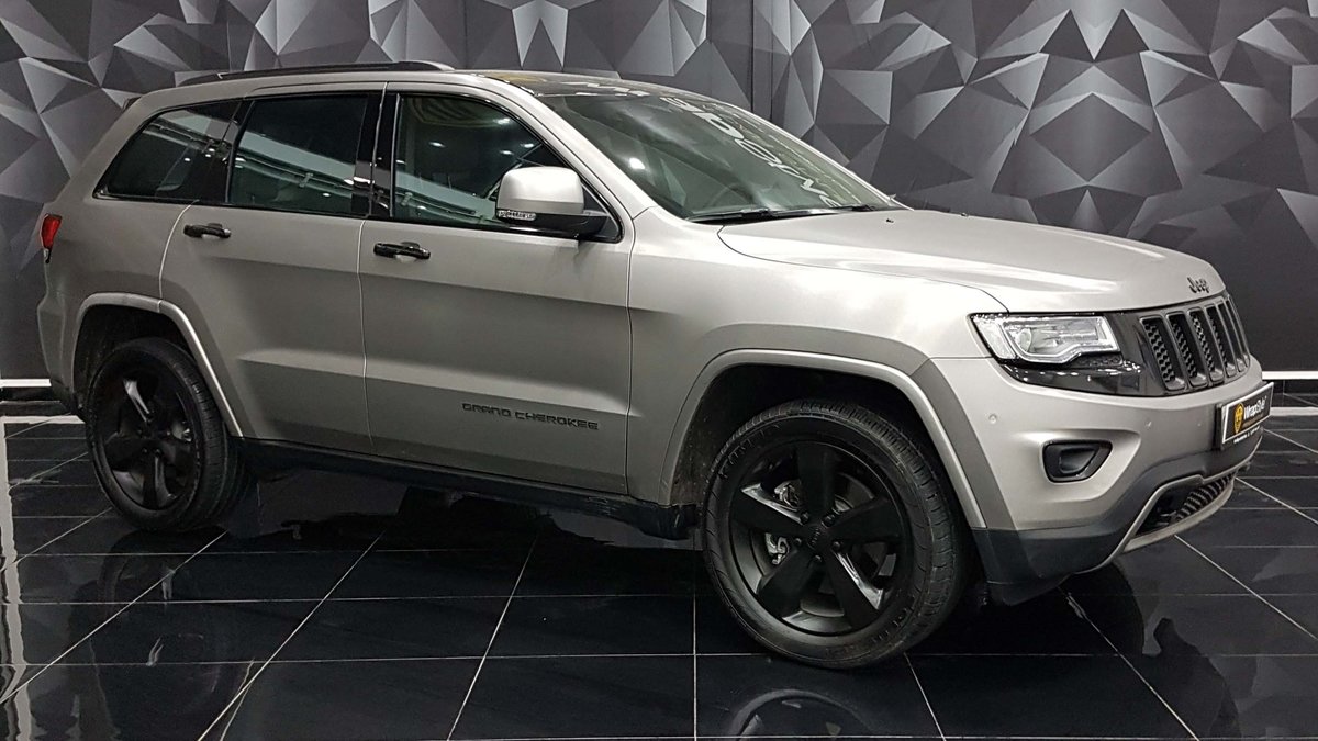 Jeep Cherokee - Grey Matt wrap - cover