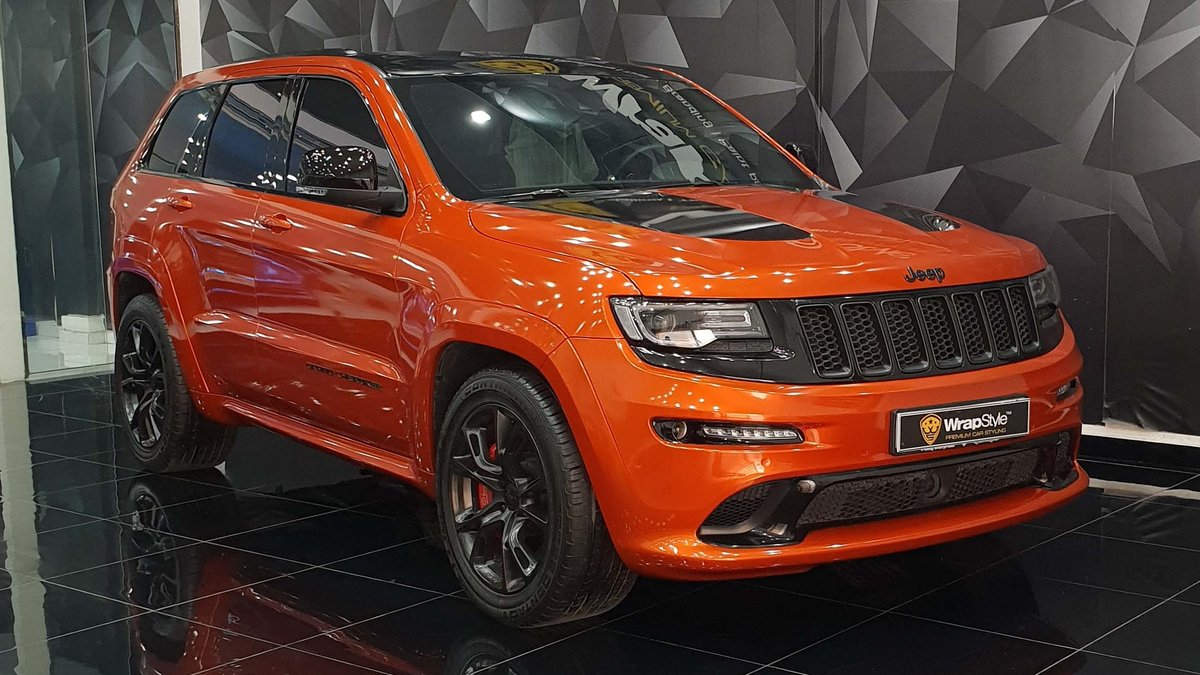 Jeep Cherokee - Orange Gloss wrap - cover