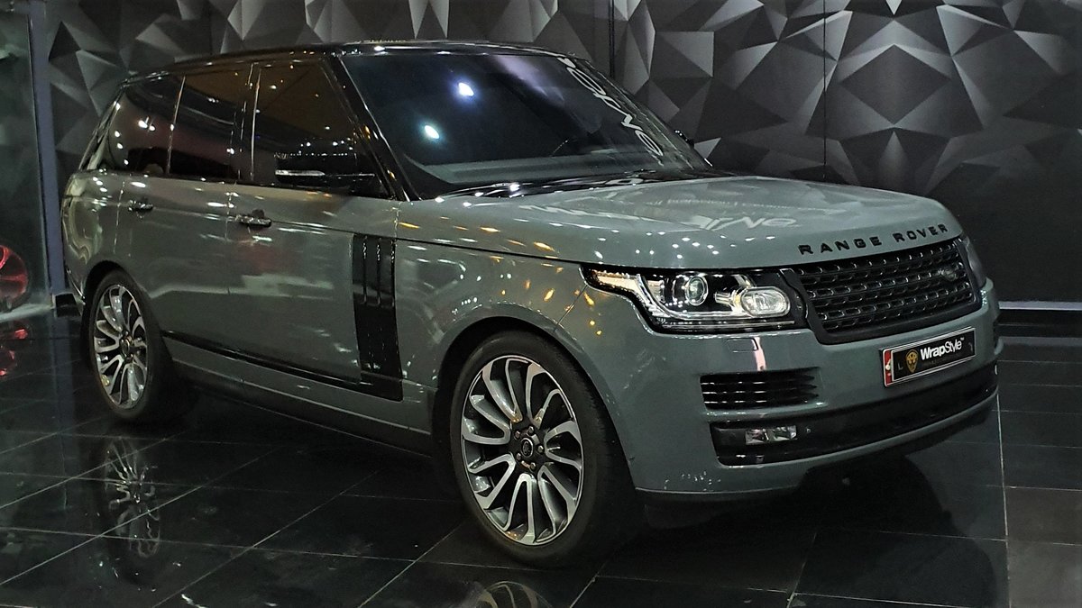 Range Rover Vogue - Grey Gloss wrap - cover