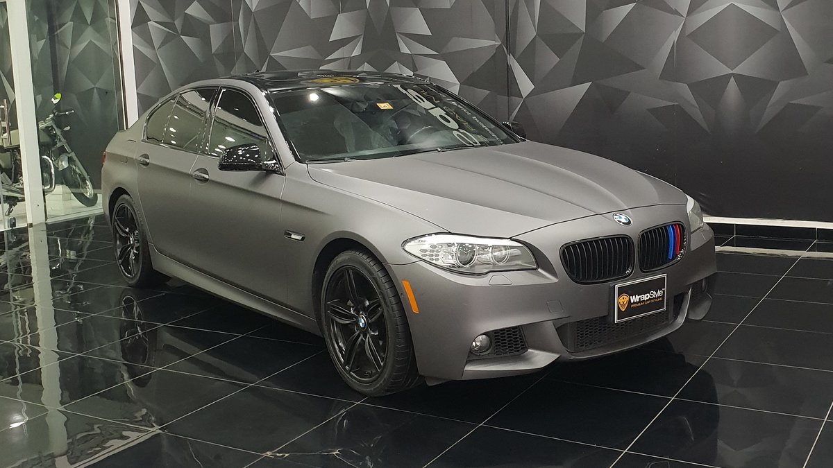 BMW 3 Sedan - Grey Matt wrap - cover