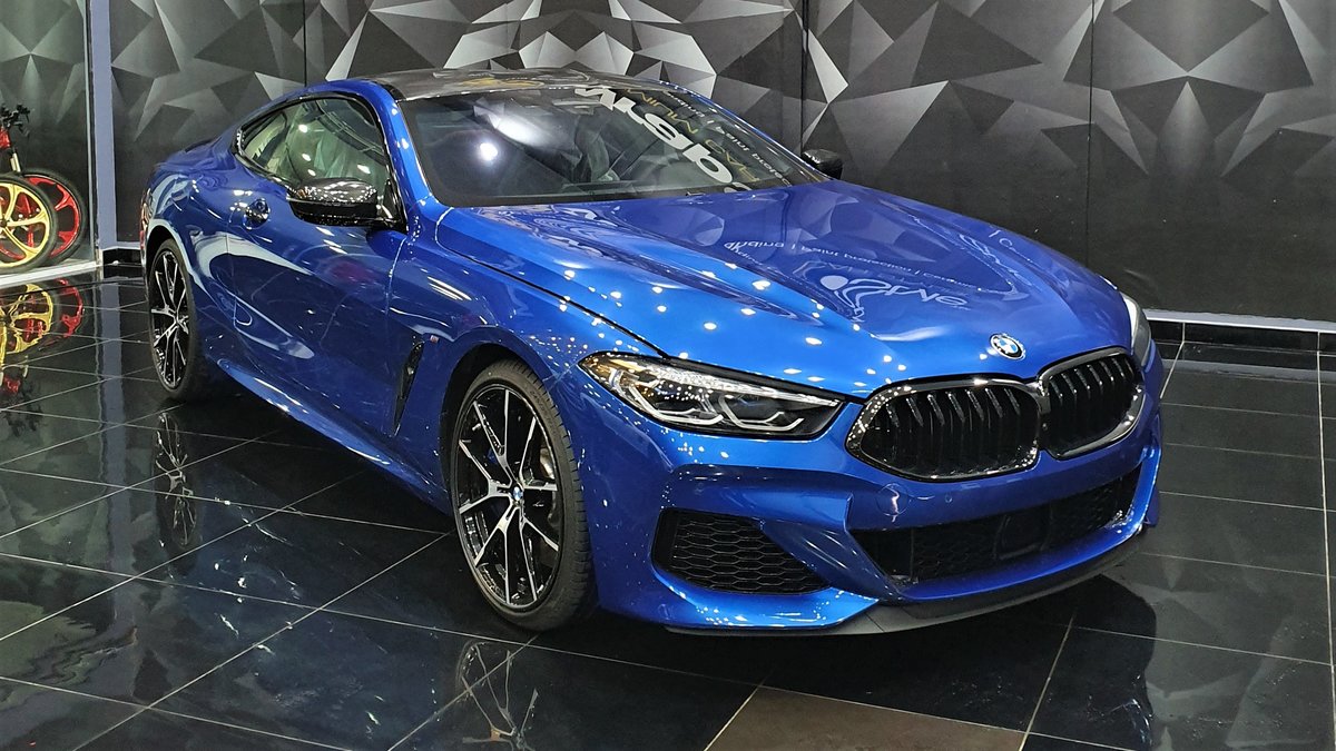 BMW 850i - Blue Gloss wrap - cover