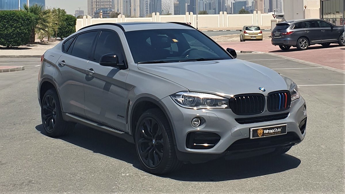 BMW X6 - Grey Gloss wrap - img 1