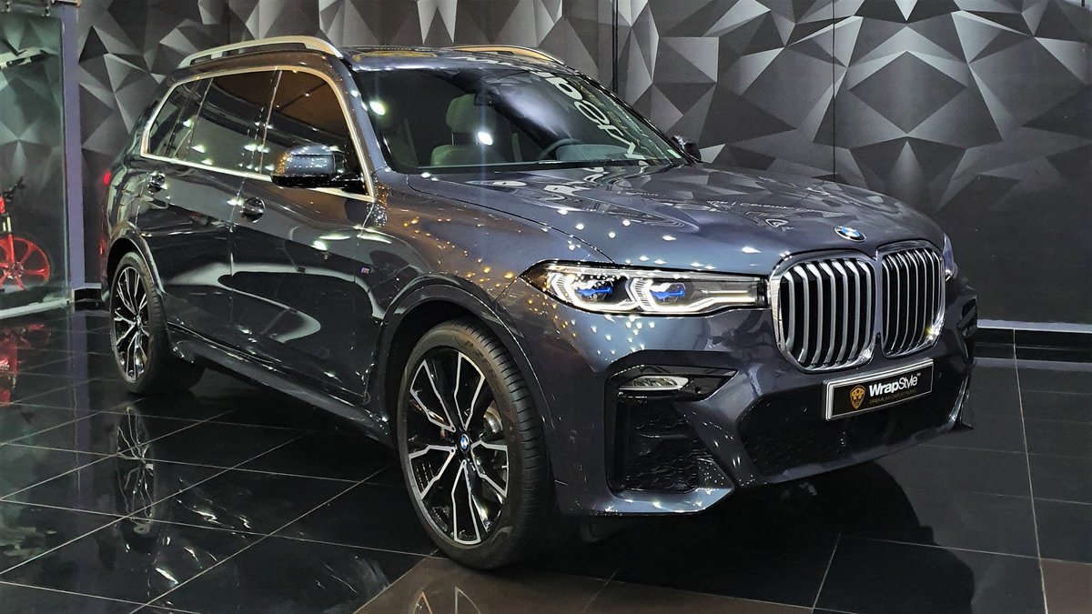 BMW X7 -  Blue Gloss wrap - cover