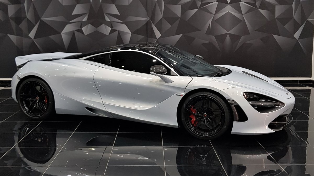 McLaren 720S - Silver Gloss wrap - cover