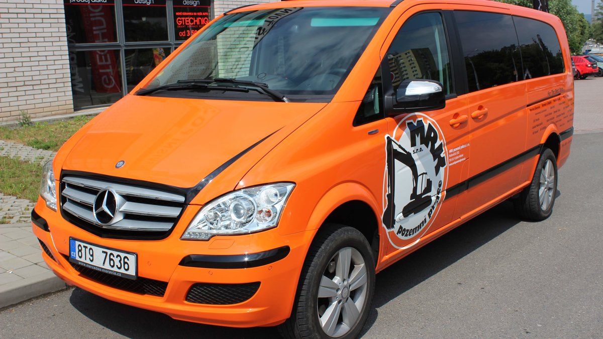 Mercedes Viano - MRK Pozemní Práce design - cover
