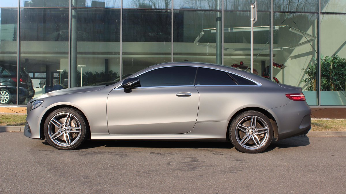Mercedes E - Silver Matt wrap - img 2