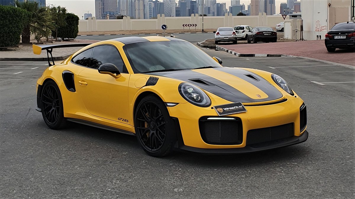 Porsche 911 GT2 RS - Stripes design - img 2