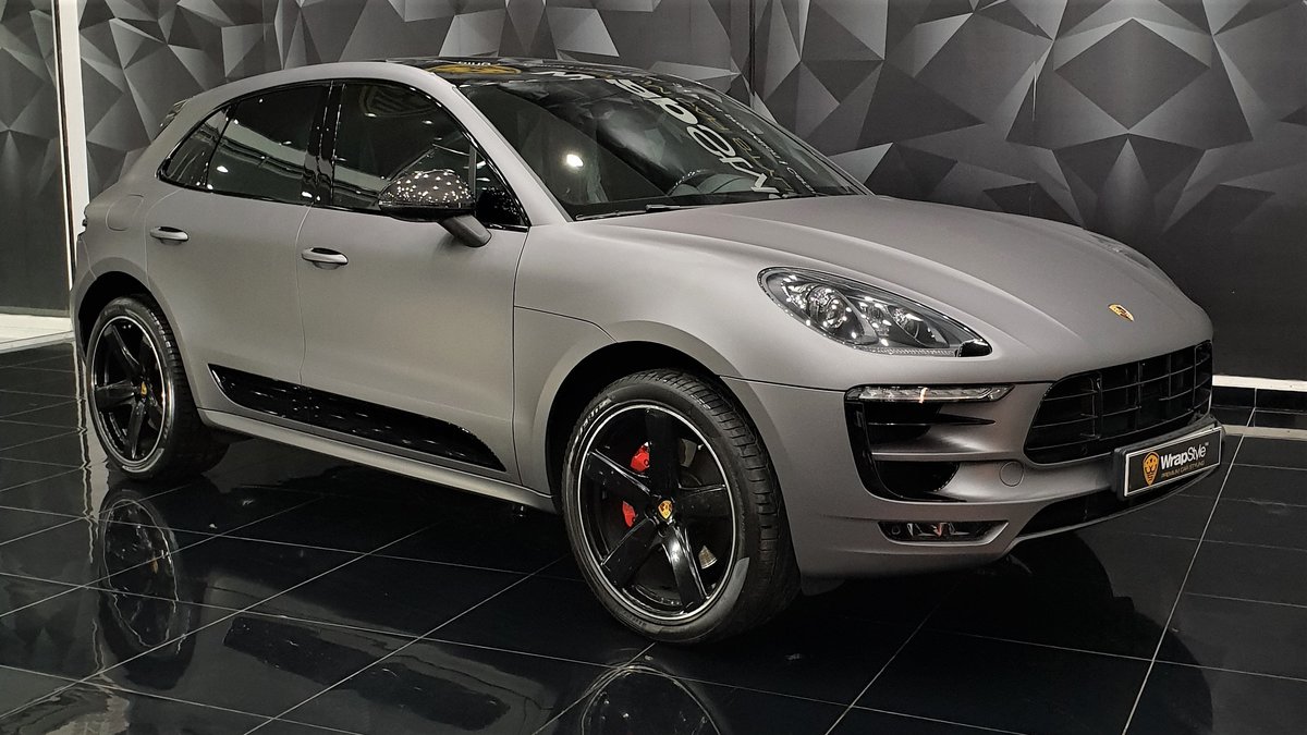 Porsche Macan - Grey Matt wrap - cover