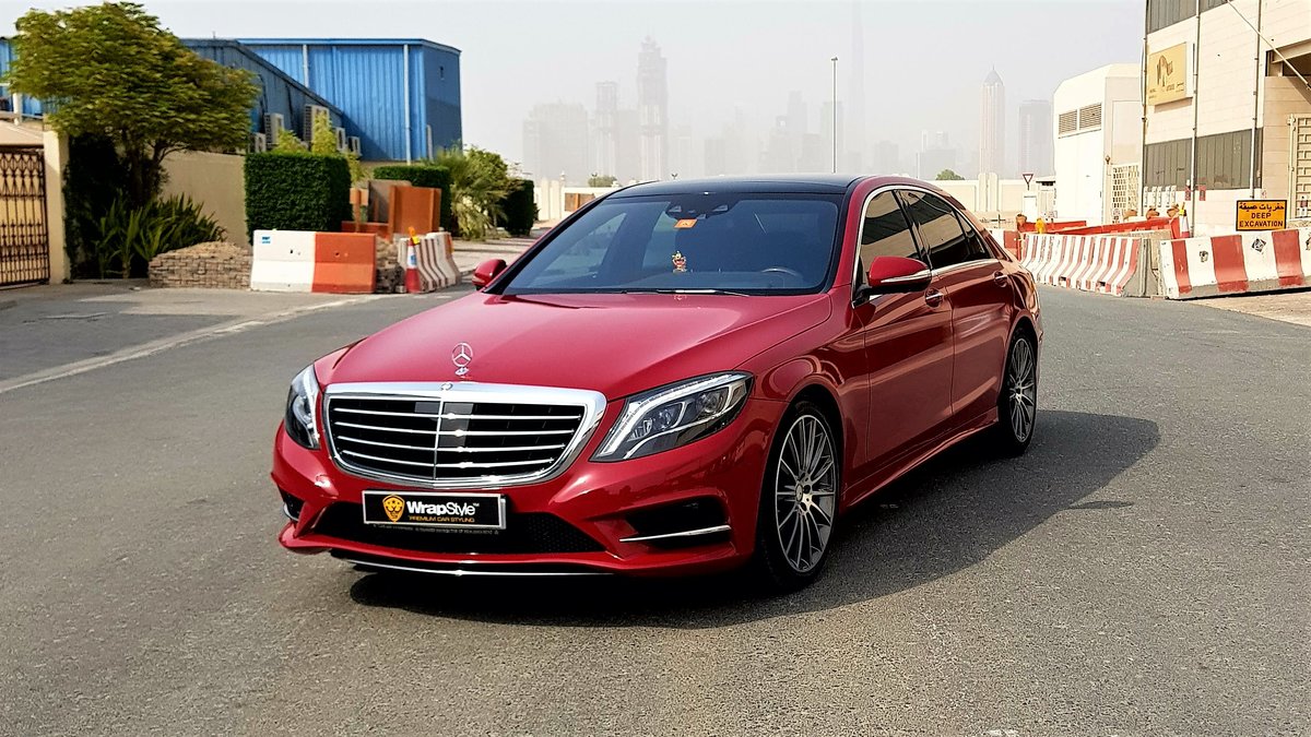Mercedes E - Red Gloss wrap - img 1