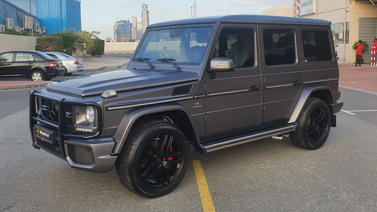 Mercedes G - Grey Satin wrap - img 2