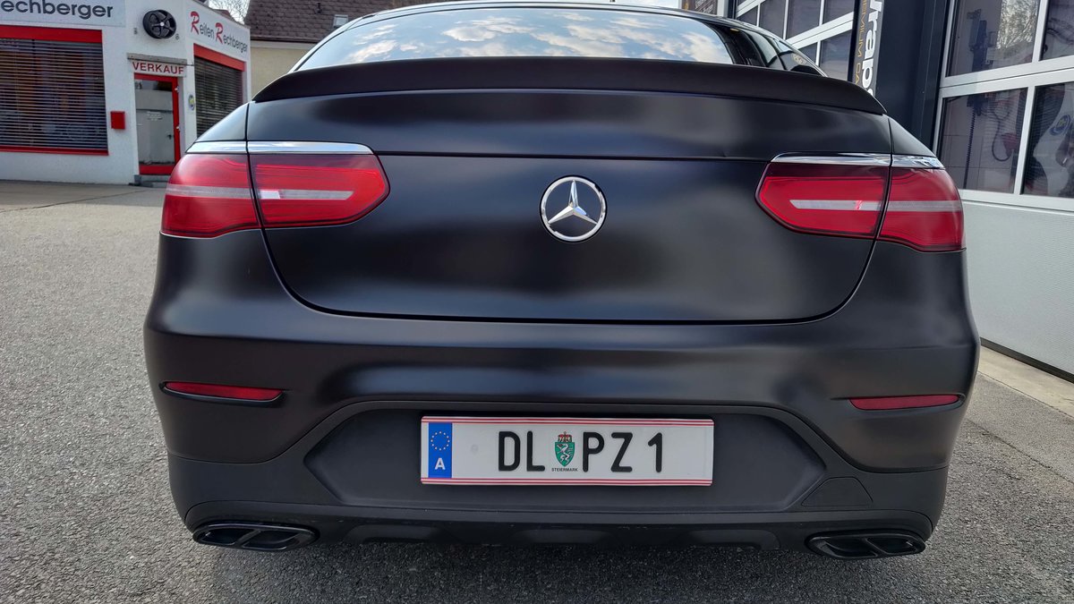 Mercedes GLC - Black Satin wrap - img 3