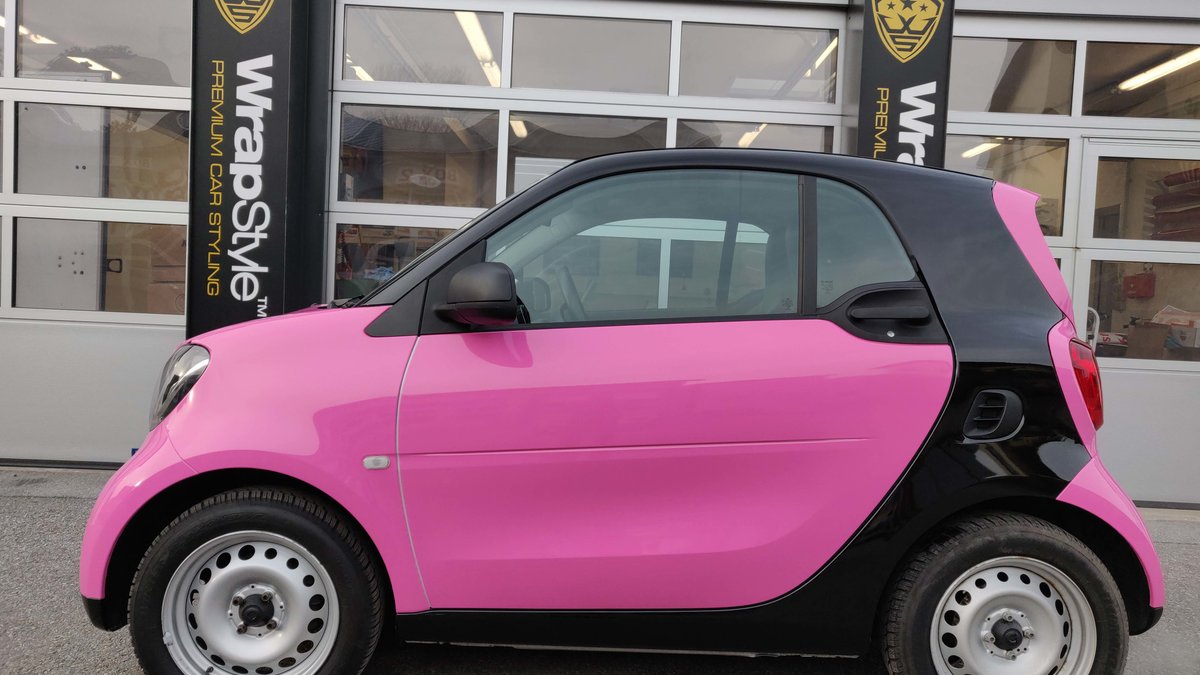 Smart ForTwo - Pink Gloss wrap - cover