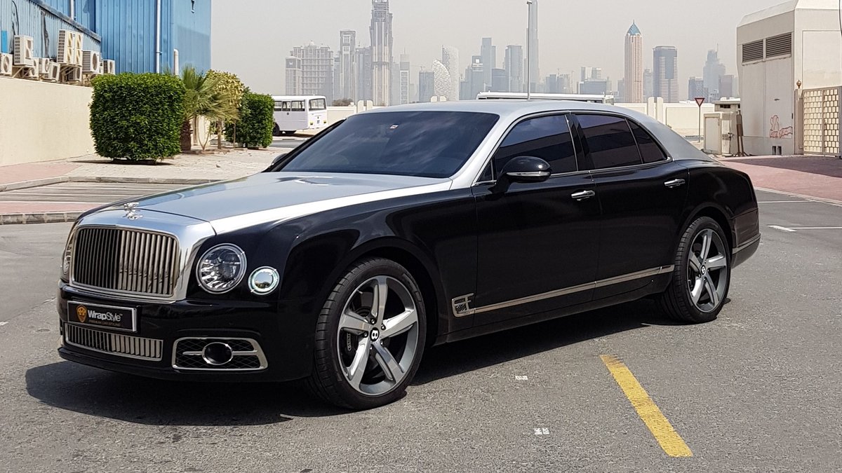 Bentley Mulsanne - Black Gloss wrap - img 1