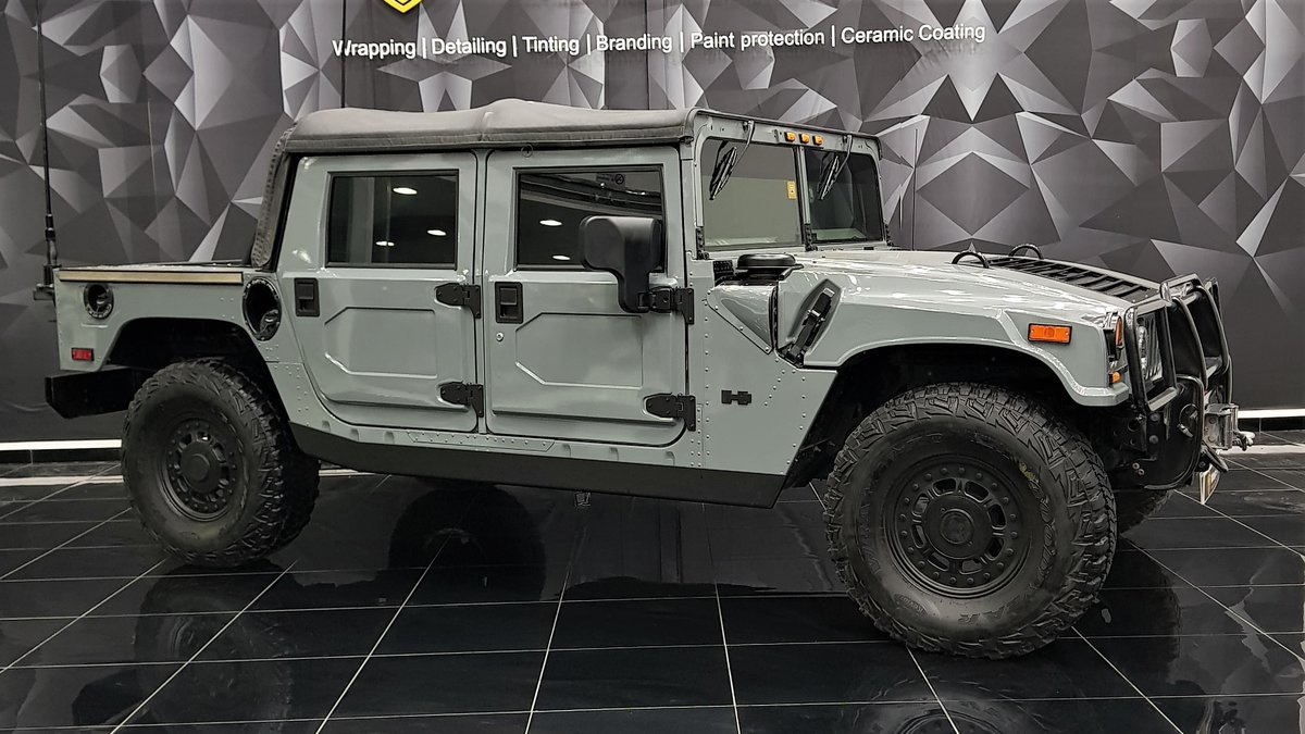 Hummer H1 - Green Satin wrap - cover