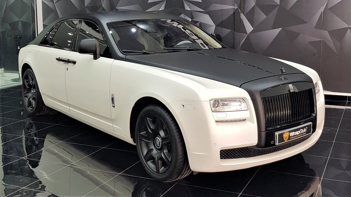 Rolls-Royce Phantom - Black Matt Stripe wrap - cover