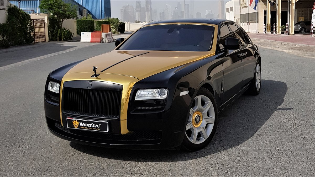 Rolls-Royce Ghost - Gold Gloss Stripe | WrapStyle